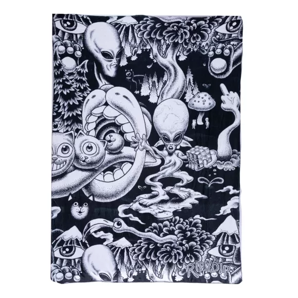 Ripndip Beach Items | Dark Twisted Fantasy Fleece Blanket Black/White